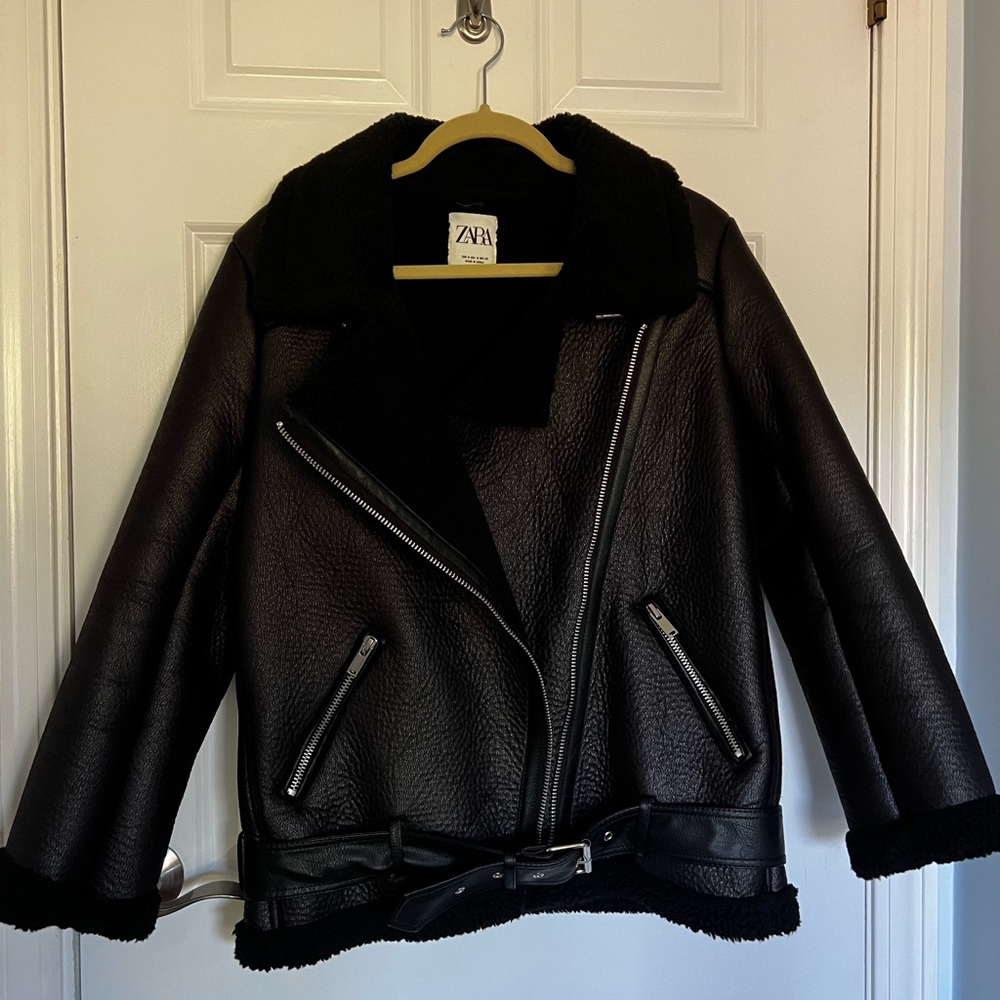 Zara black faux shearling moto jacket size medium